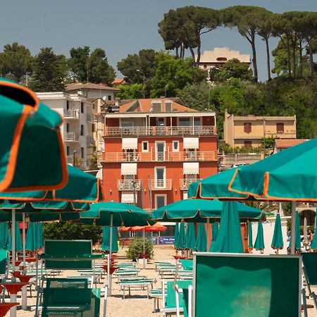 Hotel Villa Sirena Numana Bagian luar foto