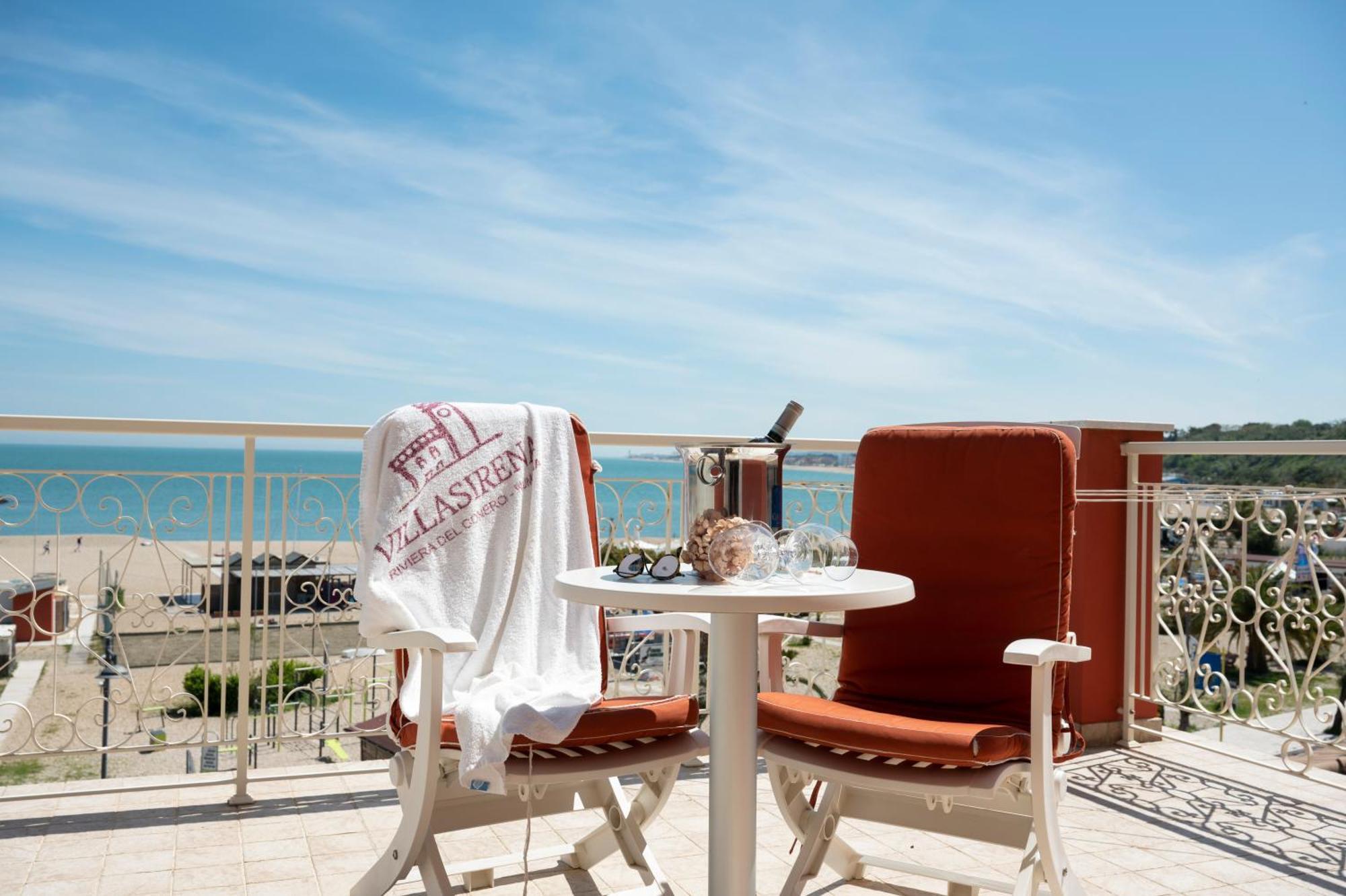 Hotel Villa Sirena Numana Bagian luar foto